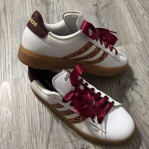 Adidas Women's White and Brown Sneakers with Pink Laces